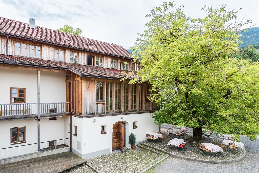 Alte Post Feistritz an der Gail Exterior foto